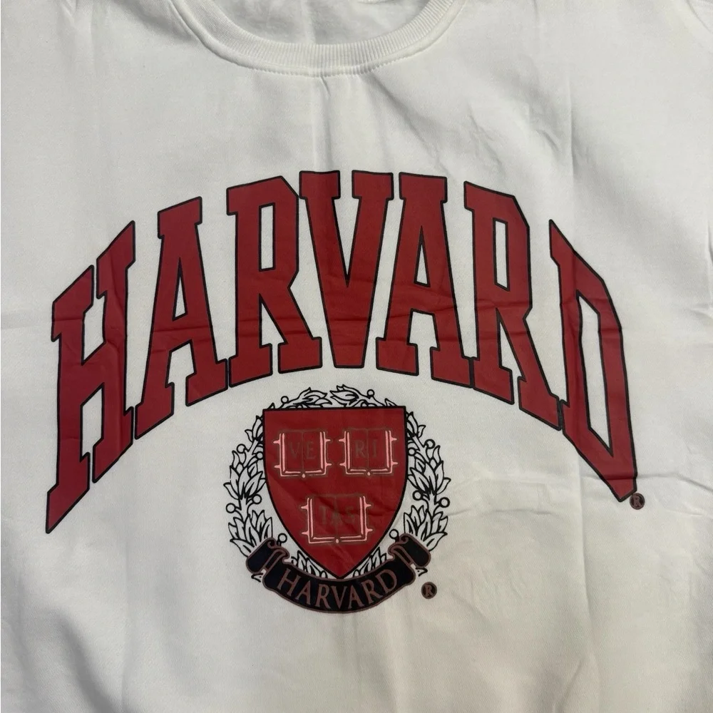 NWOT Harvard University Crewneck Sweatshirt White Graphic Logo Size Large - Picture 5 of 5